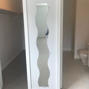 Meet your Posher, Cassandra